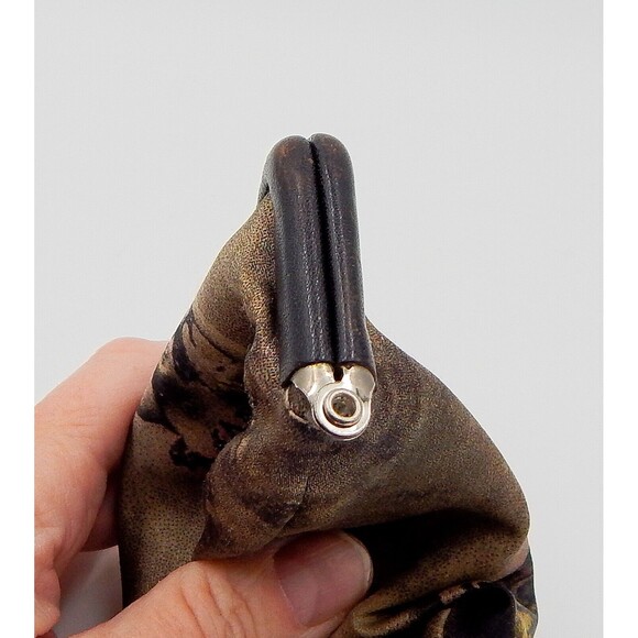 Cynthia Hart Los Angeles Change Coin Purse Kiss Snap Closure - Picture 6 of 8